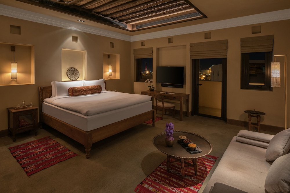Luxury Suite, 1 King Bed (Chedi Suite) photo 3