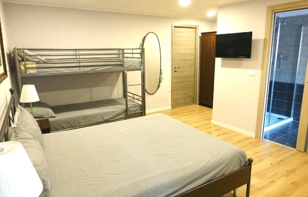 Quadruple Room photo 3