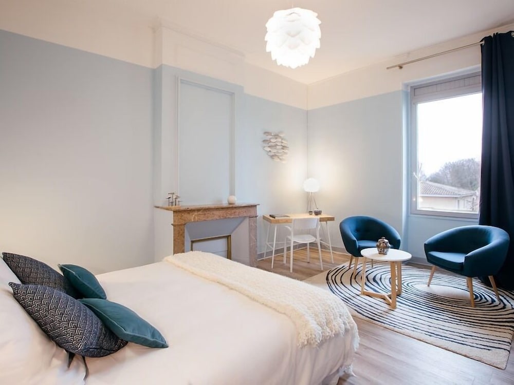 Classic Double Room, Ensuite, Vineyard View (ESTUAIRE) photo 2