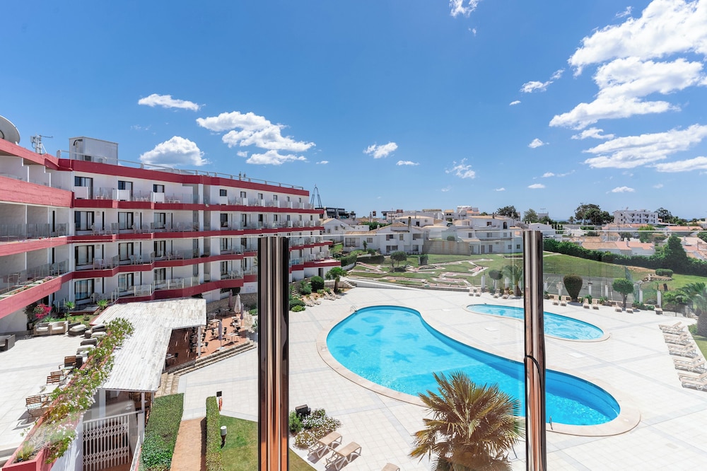 Double Room, Pool View - Photo 1
