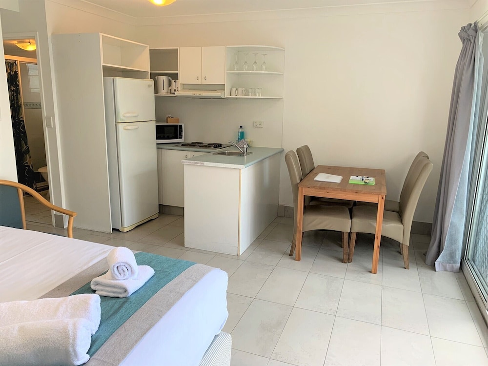 Apartment, 1 Bedroom, Kitchen, Ground Floor photo 1