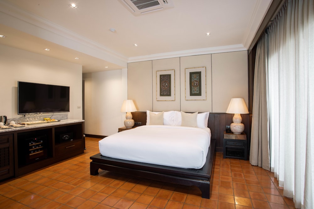 Grand Suite, 1 King Bed, Non Smoking - Photo 19