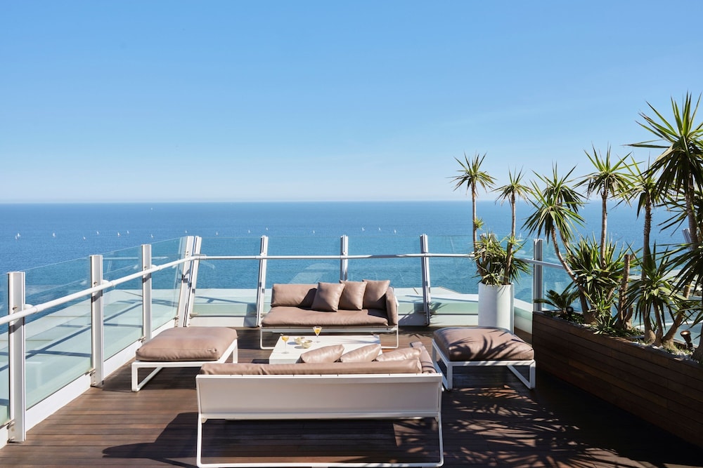 Suite, 1 King Bed, Terrace