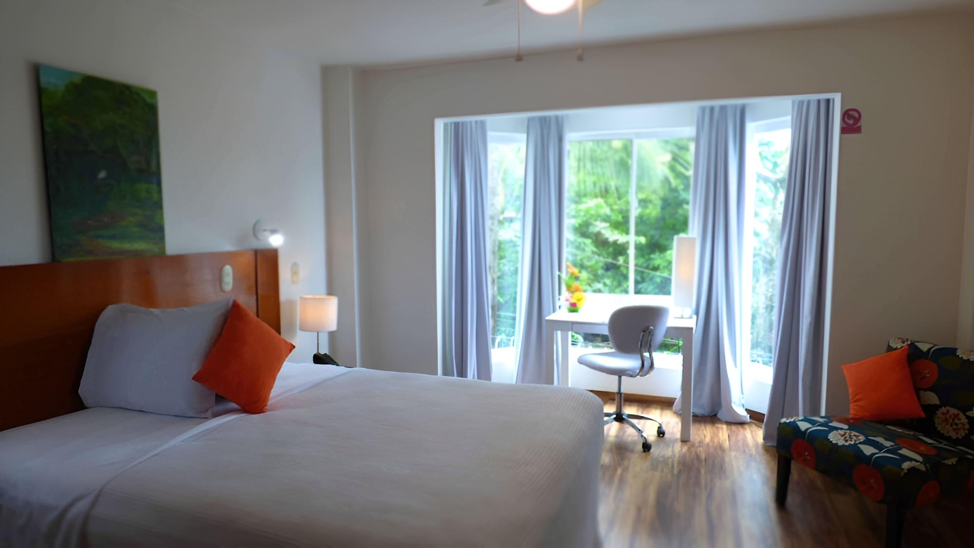Standard Room photo 2