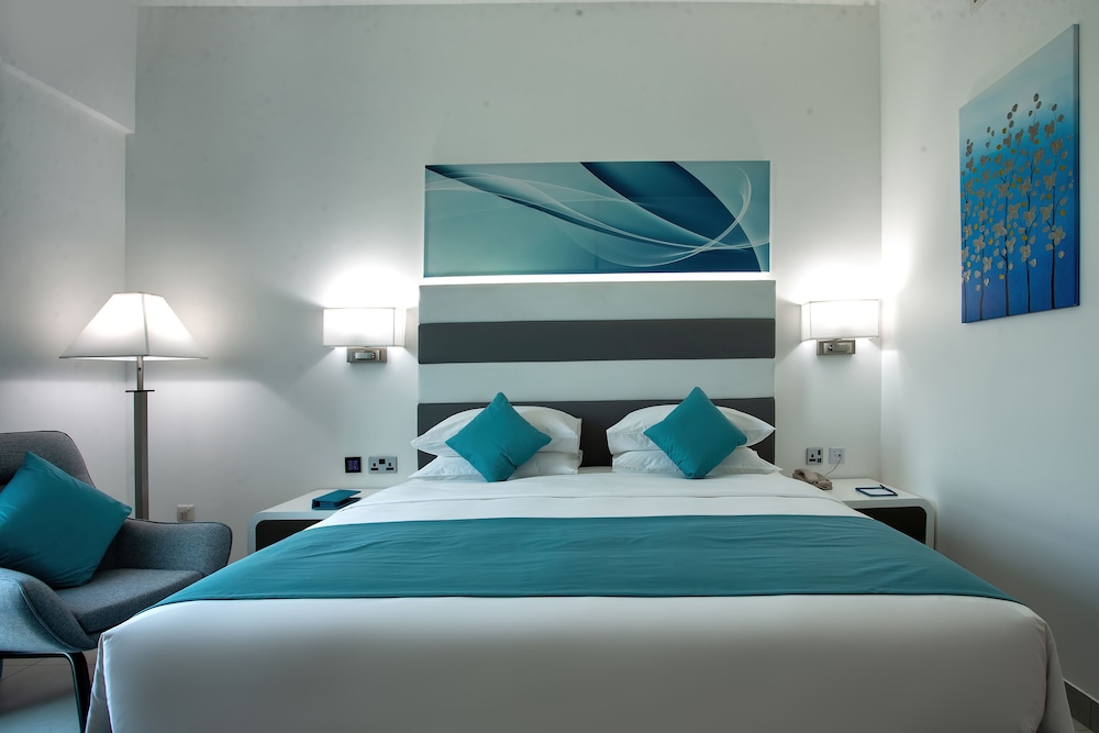 Standard Double or Twin Room photo 2