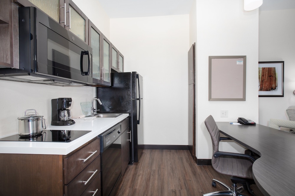 Suite, 1 Bedroom photo 3