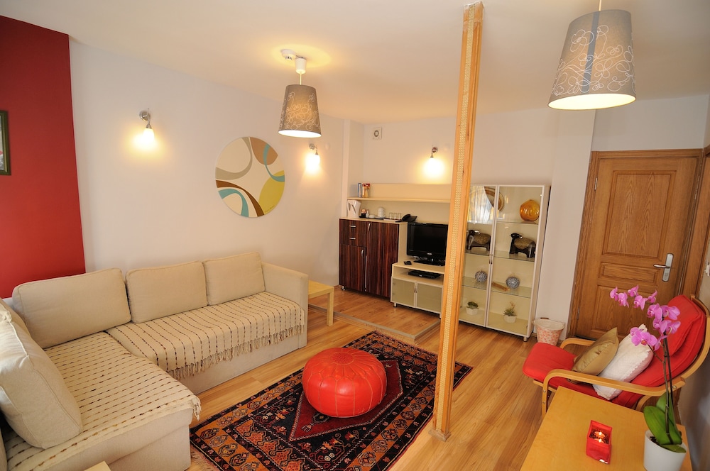 Family Room photo 1