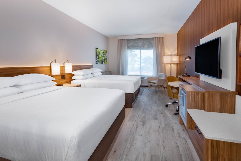 Deluxe Studio Suite, 2 Queen Beds, Accessible, Non Smoking (Mobility)