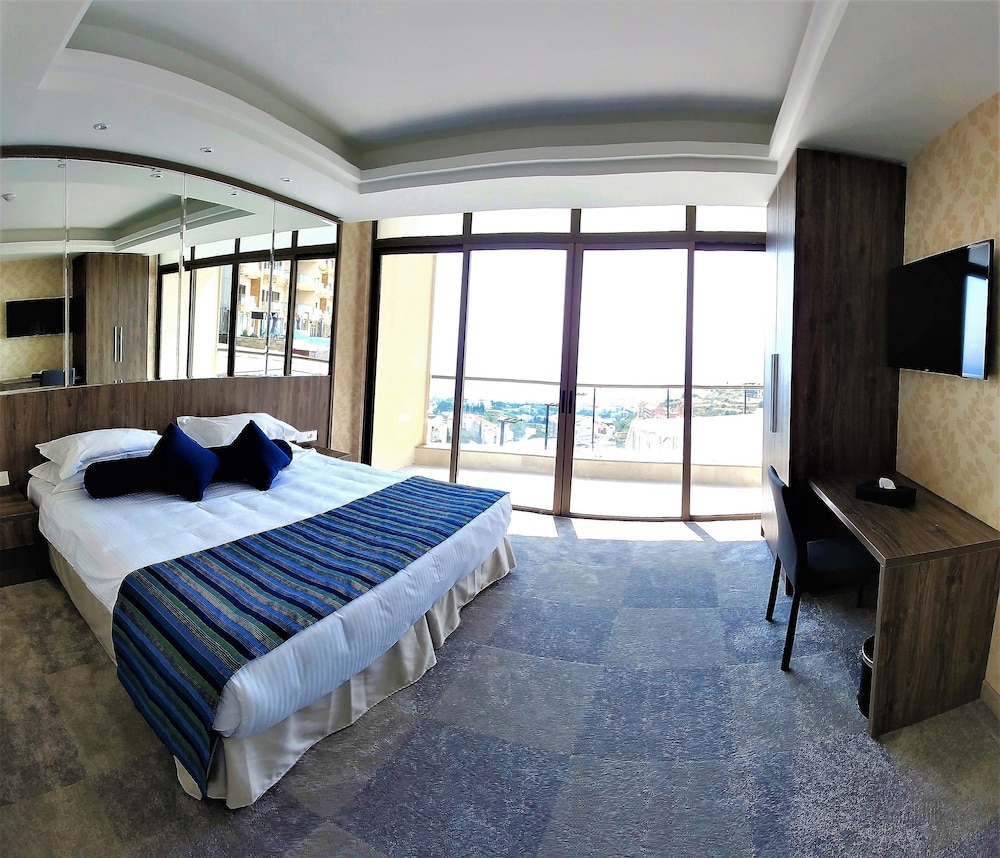 Presidential Suite, 1 Bedroom, Ocean View photo 1