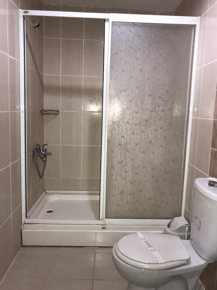 Classic Triple Room, 1 Bedroom photo 2
