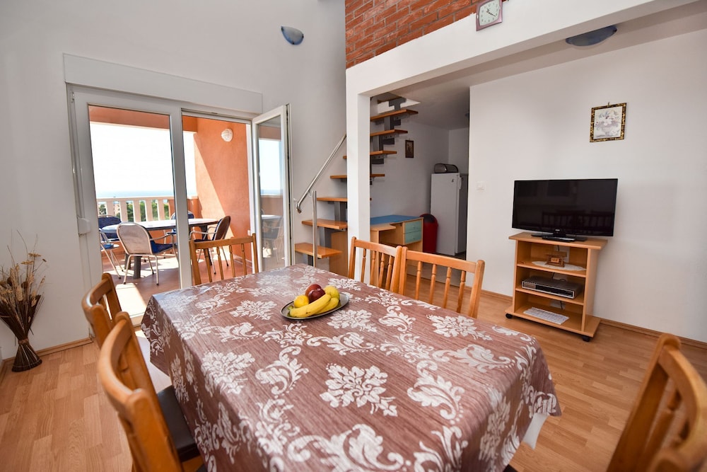 Apartment (Ilija - with parking - A3(4+2))