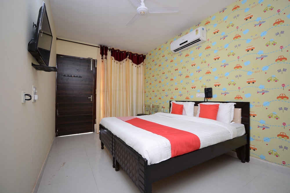 Double or Twin Room photo 1