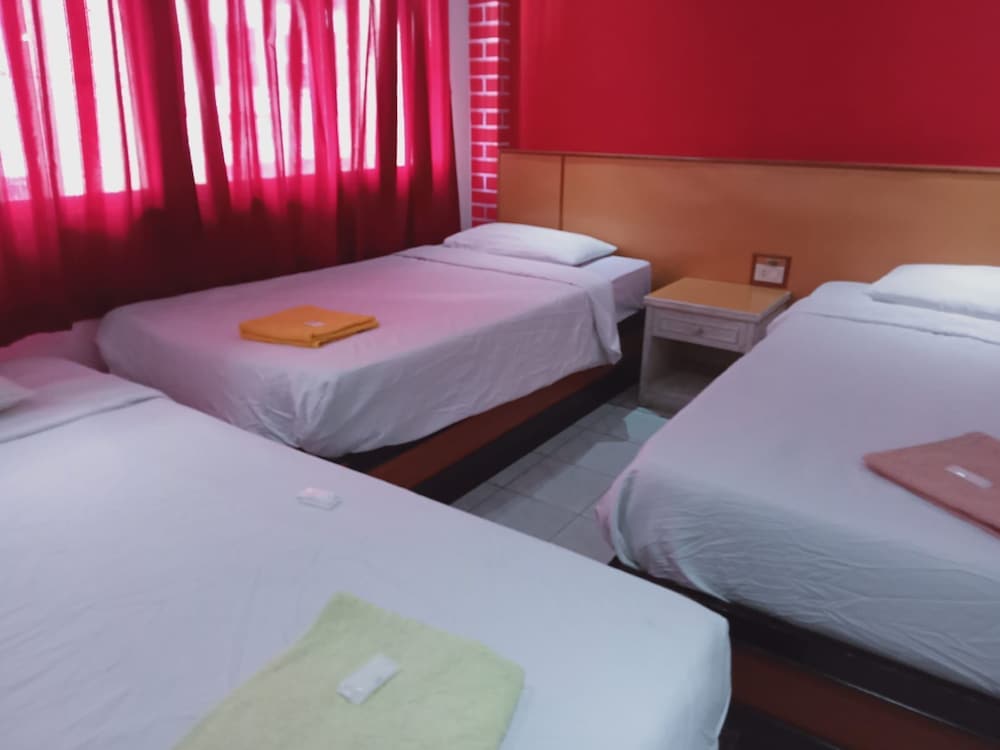 Comfort Triple Room