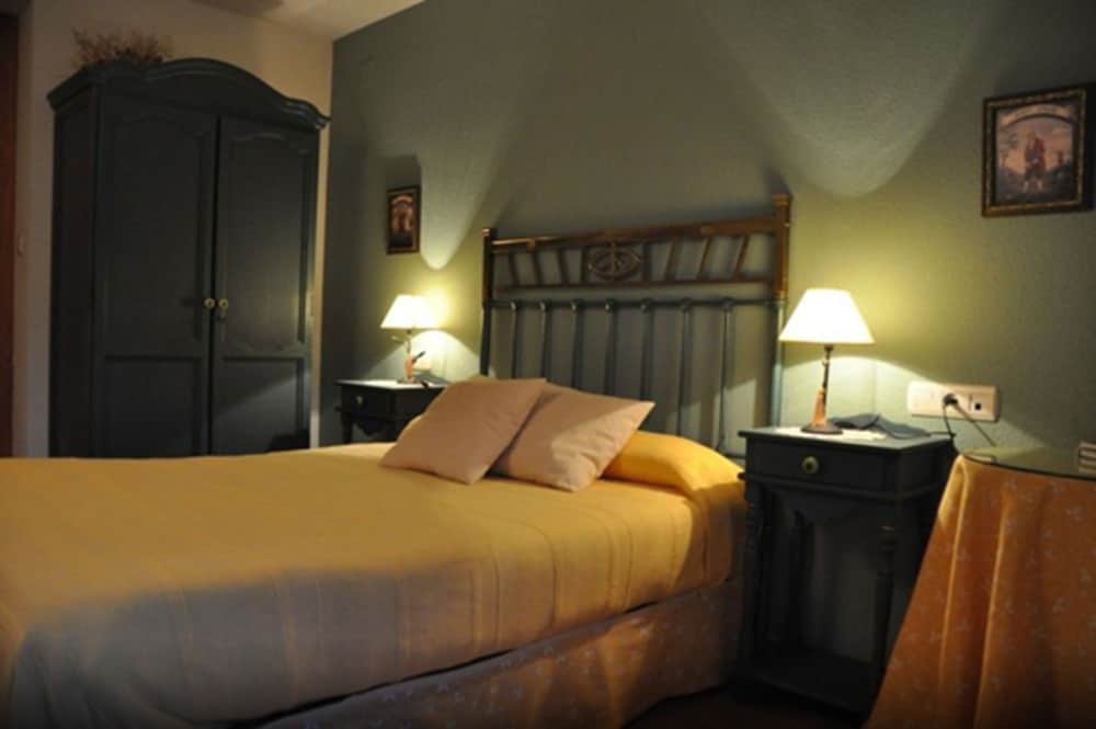 Double Or Twin Room, Balcony, River View photo 3