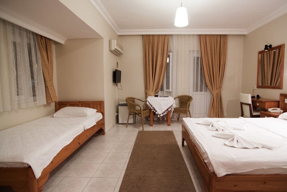 Triple Room photo 3