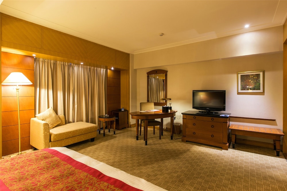Deluxe Room - Photo 2