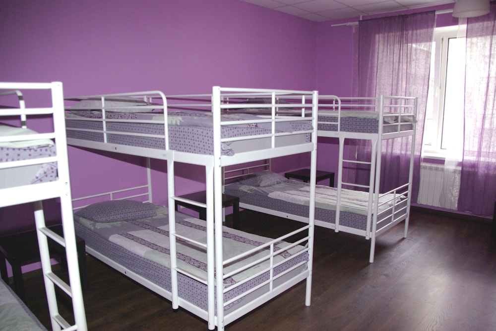 One Bed In 10 Beds Mixed Dorm Room photo 1