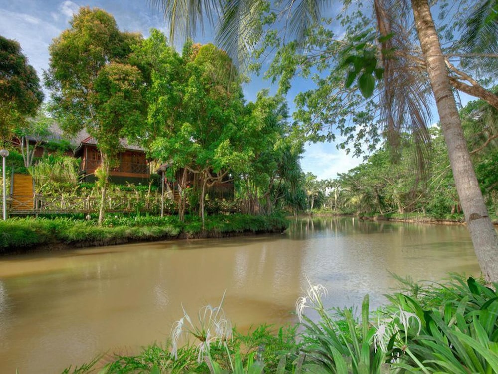 Chalet, Resort View photo 3