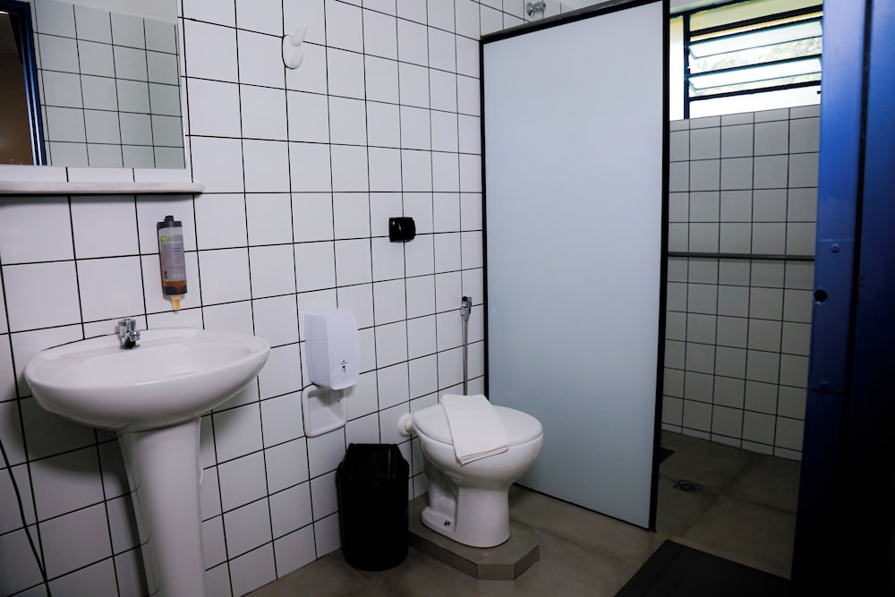 Classic Triple Room - Photo 5