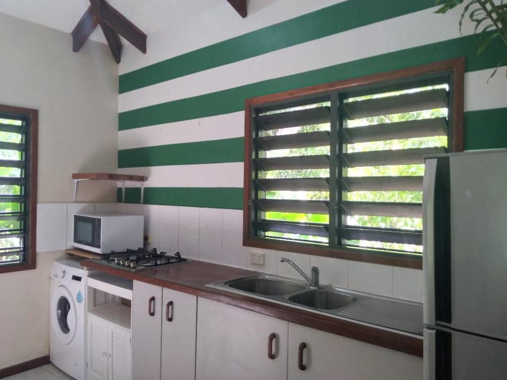 Troppo Lagoon Garden Villa photo 3