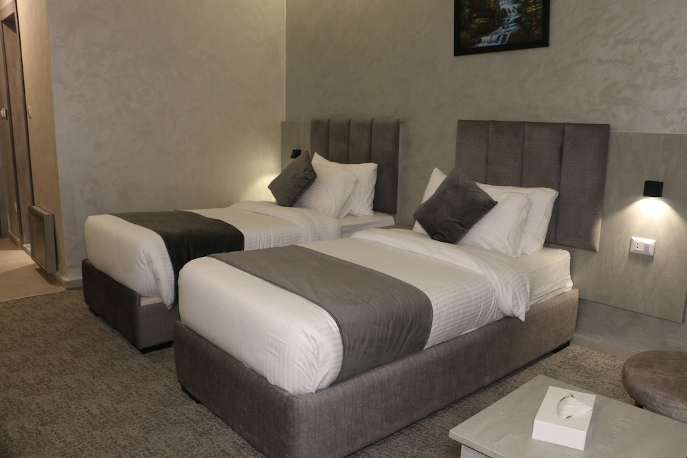 Basic Twin Room photo 1