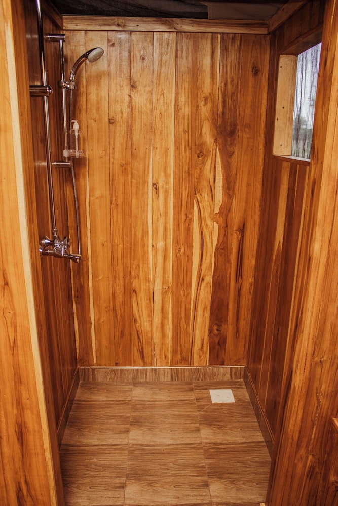 Twin Room, Park View