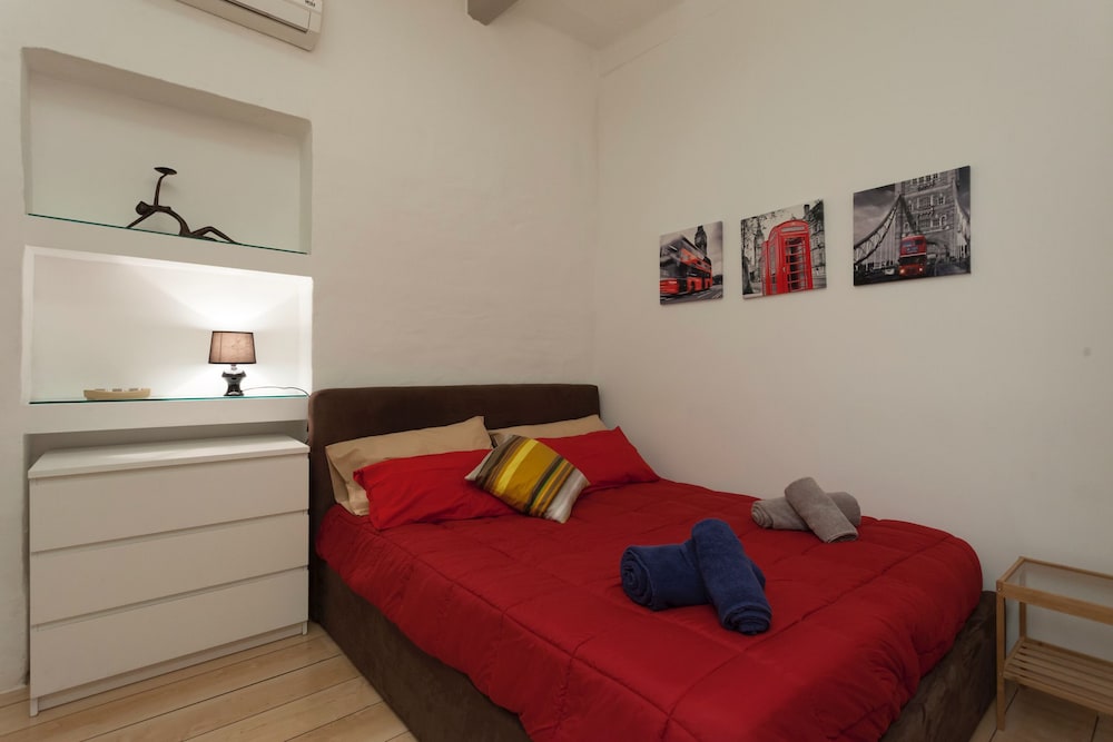 Apartment, City View (n° 2) photo 1