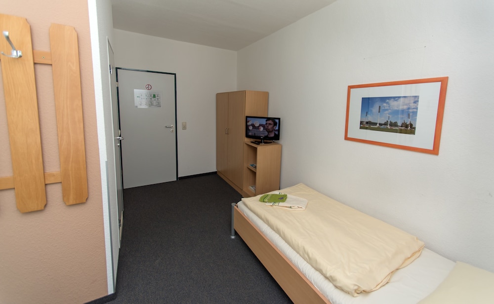 Economy Single Room