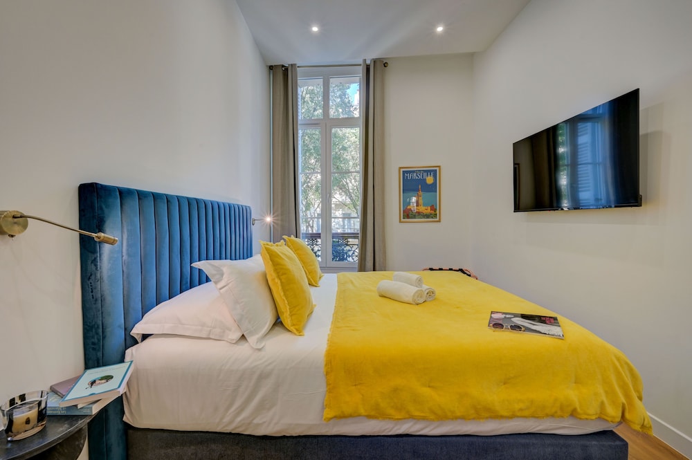 Superior Double Room, City View photo 2