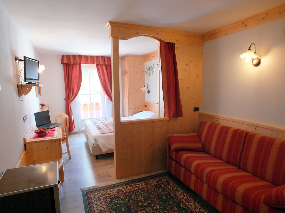 Comfort Double or Twin Room photo 3