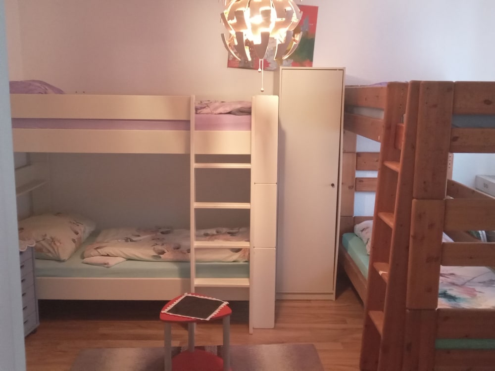 Γοητευτικό διαμέρισμα 4 υπνοδωματίων στο Λουντβιγκσμπουργκ με κεντρική θέρμανση, Φωτογραφία 4