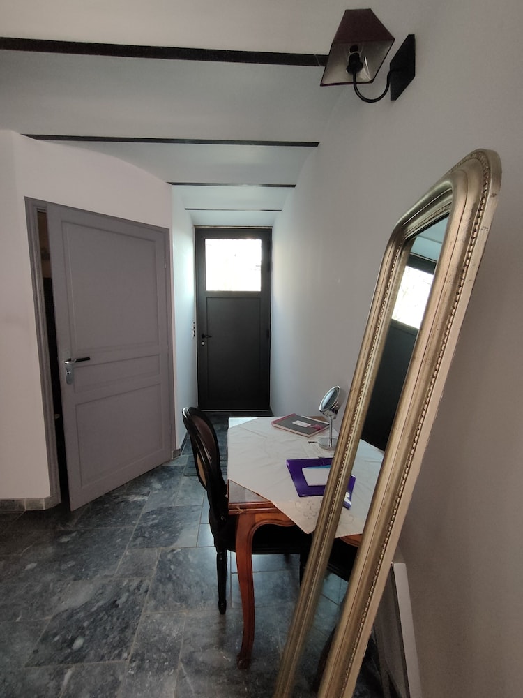 Binnenplaats gastenverblijf, Foto 18