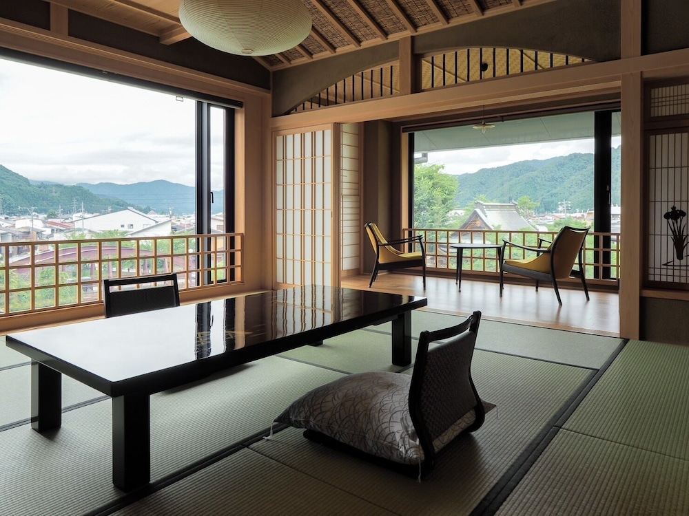 Yutorogi (Suite with open-view private bath) (6 years old and over)