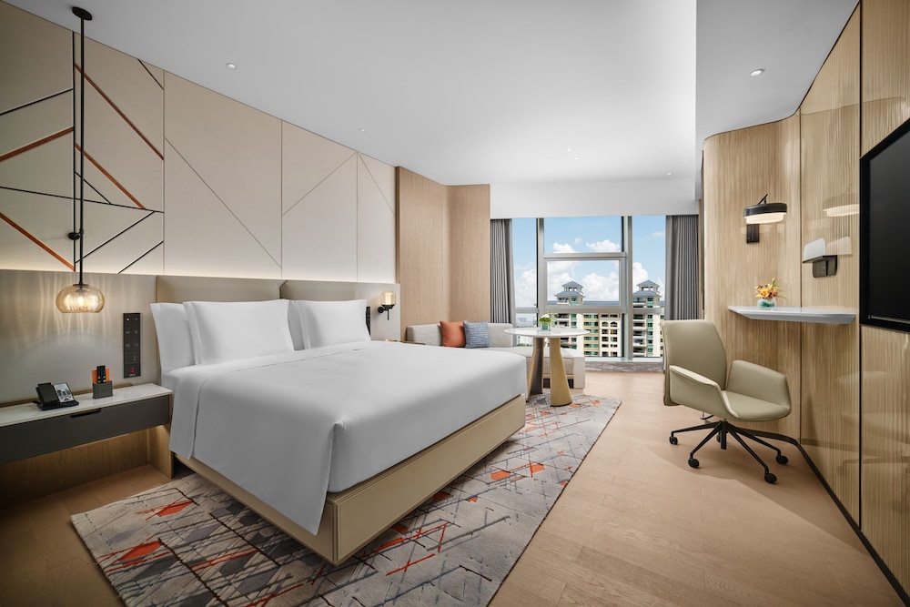 Standard Room, 1 King Bed, Accessible photo 1