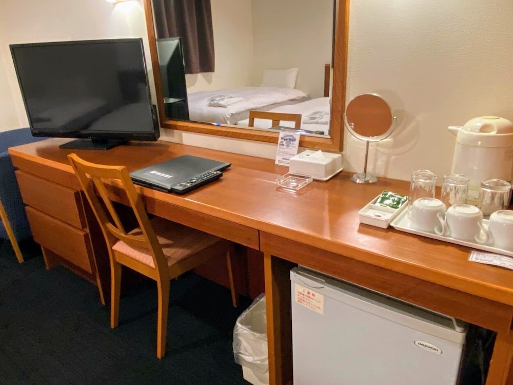 Standard Twin Room, Smoking - Photo 6