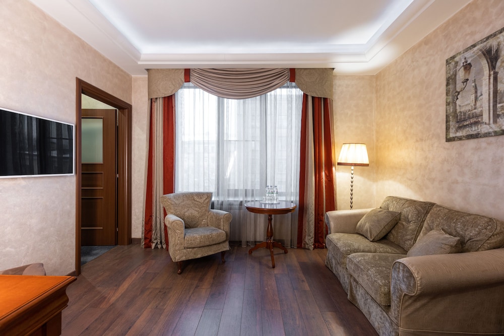 Suite photo 1