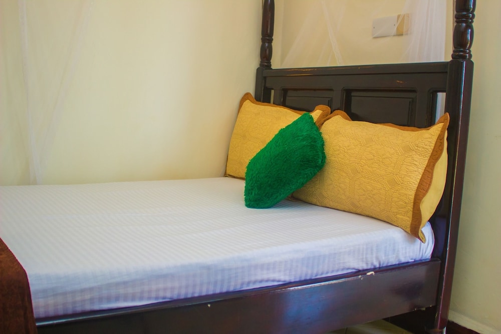 Basic Room, 1 Twin Bed