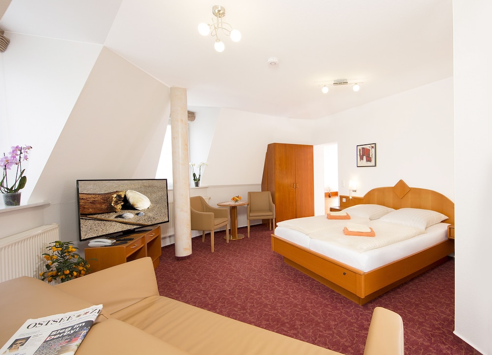 Triple Room photo 2