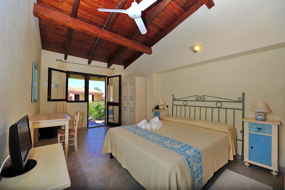 Standard Triple Room photo 3