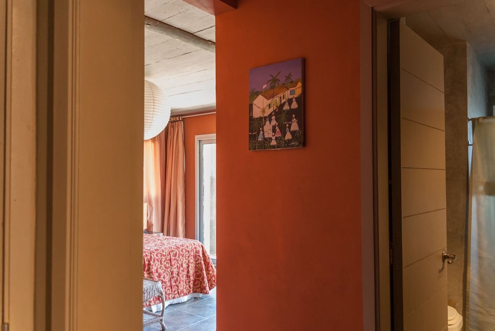 Room, 1 Queen Bed, Microwave (Sunset) photo 2