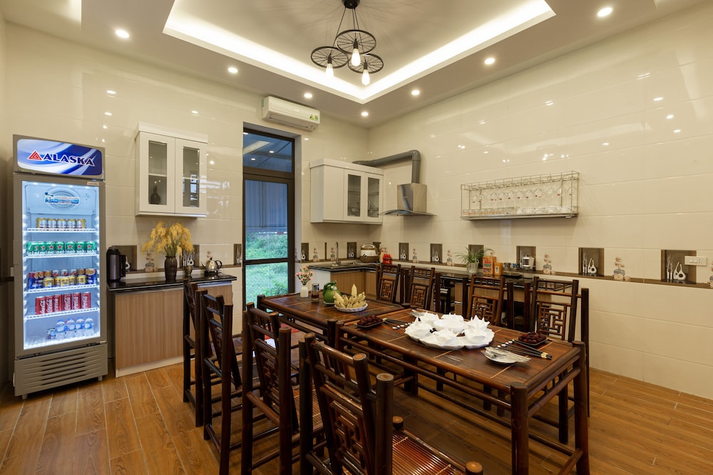 Family Room - Photo 9