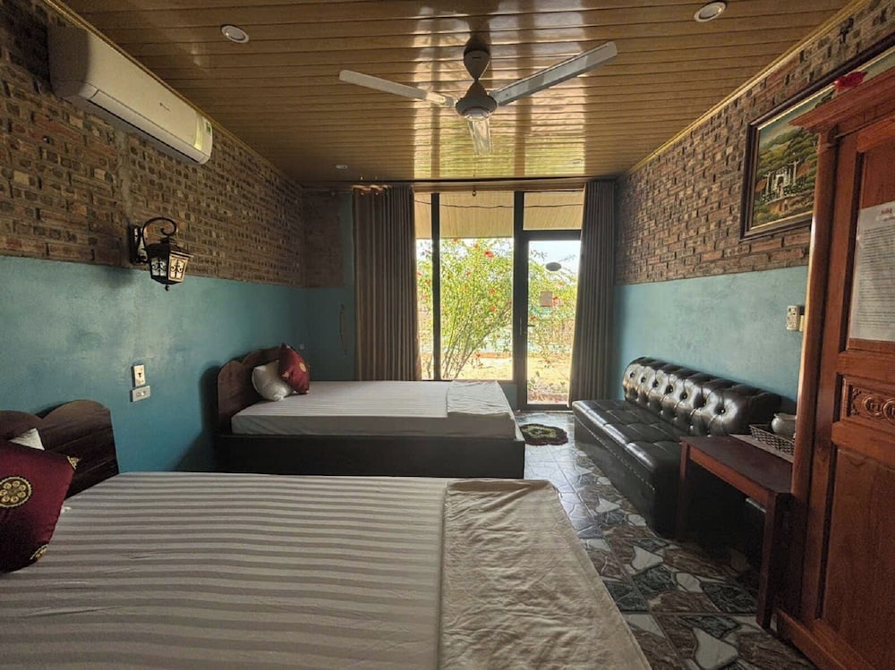 Deluxe Double Room, Lake View photo 2