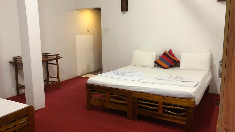 Standard Shared Dormitory, Women only photo 1