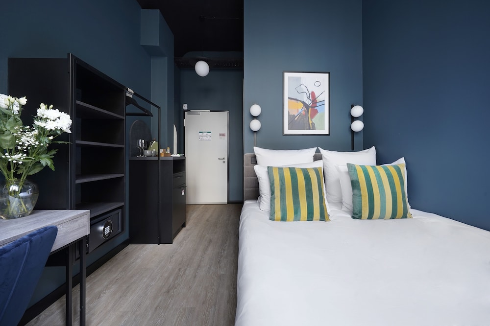 Standard Room photo 1