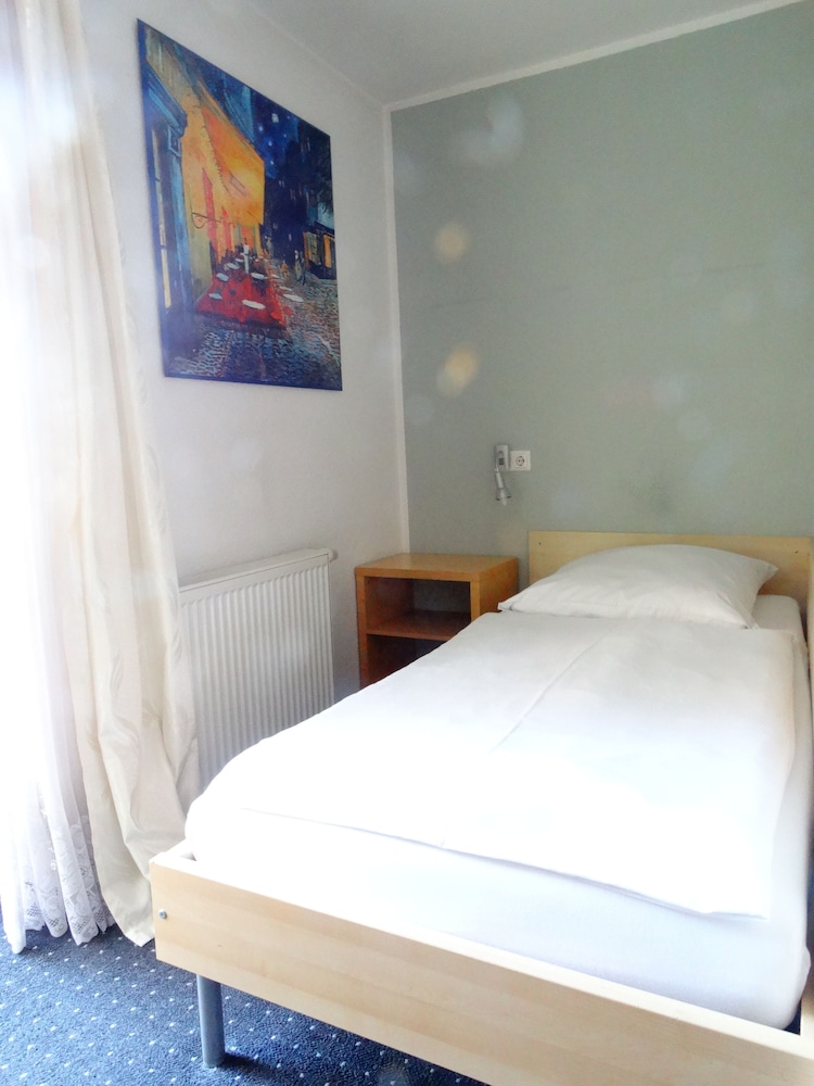 Business Single Room, 1 Twin Bed photo 1