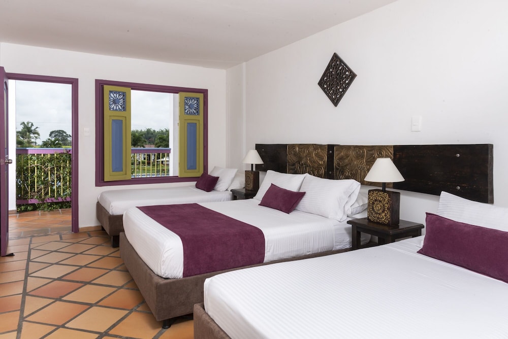 Standard Quadruple Room, 1 Bedroom photo 1