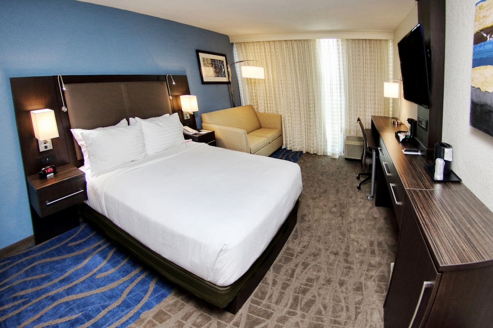 Standard Room, 1 King Bed (Sunset View) - Photo 2