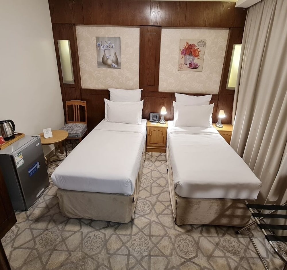 Economy Twin Room, City View