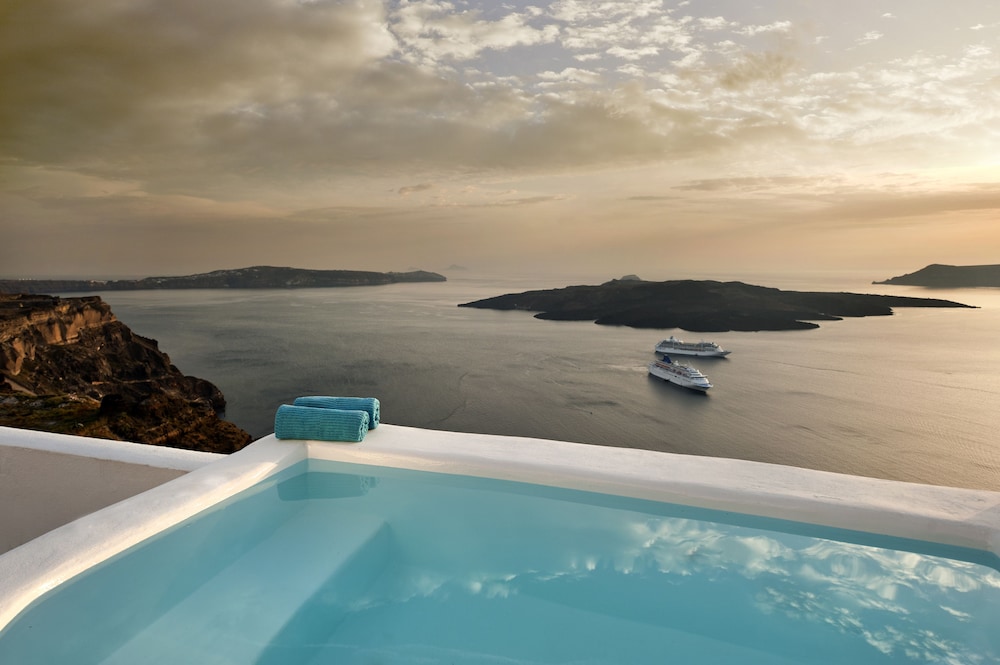 Deluxe Apartment (Outdoor Hot Tub) - Photo 9