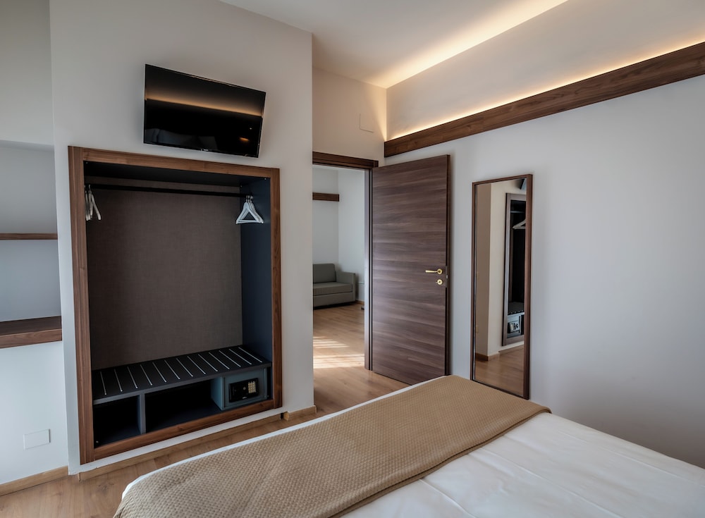 Classic Studio, 1 Double or 2 Twin Beds (2 people) photo 1